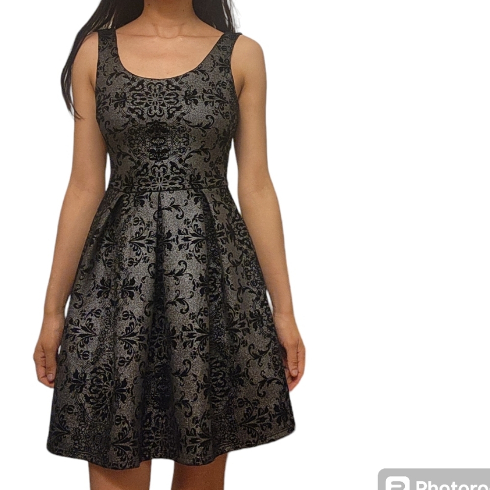 Soprano velvet dress